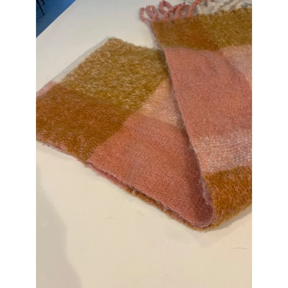 Soft Knitted Color Block Warm Scarf With Fringe Tassels